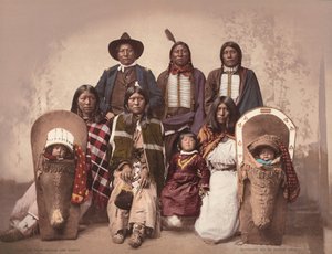 Chefe Ute Severo e família,c. 1885, publicado em 1900 (foto) de Charles A. Nast