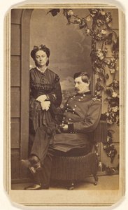 [General George Brinton McClellan e sua esposa]