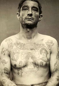 Retrato, de, um, tatuado, homem