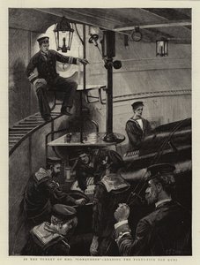 Na torre do HMS Conqueror, carregando as armas de quarenta e cinco toneladas de Charles J. Staniland