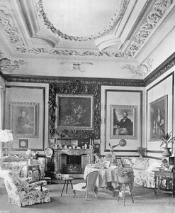 A sala de desenho de Charles Latham