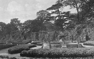 O jardim formal de Charles Latham