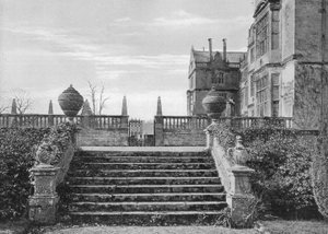 A Escadaria do Terraço do Jardim Privado Afundado de Charles Latham