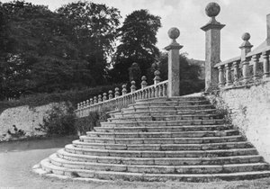 A terceira escadaria de Charles Latham