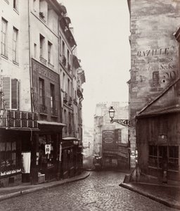 Rue de la Montagne-Sainte-Geneviève perto do cruzamento com a Rue LaPlace (Rue de la Montagne-Sainte-Geneviève prés de carrefour de la rue LaPlace) de Charles Marville