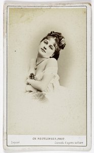 Retrato da atriz Henriette Victoire Drouard (1851-1923). de Charles Reutlinger