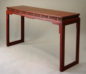 Mesa de altar, período Qianlong (1736-95) (madeira lacada com incrustações de jade) (ver também 272129)
