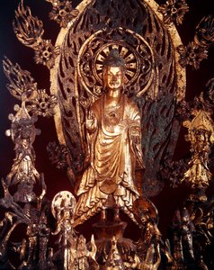 Detalhe de um retábulo dedicado a Buda Maitreya, 524 (bronze dourado) de Chinese School