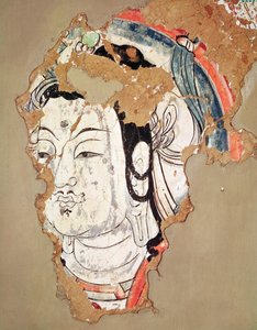Cabeça de Buda com um halo, de Kao-chang, Xinjiang, no Turquestão Chinês, do século VIII ao IX de Chinese School