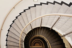 Escada em espiral de Christina Sillen