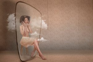 Mulher numa bolha de nuvens de Christine von Diepenbroek