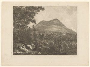 Paisagem com a montanha Landeskrone perto de Görlitz