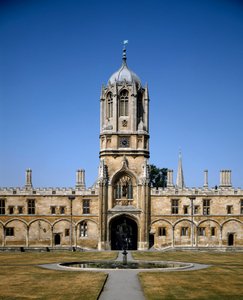 Vista do Dome of Christ Church College projetado pelo arquiteto Christopher Wren (1632-1723) Universidade de Oxford, Inglaterra