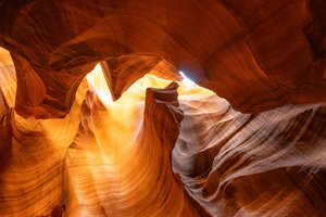 Canyon Golden Slot