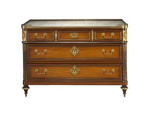 Cômoda, suportes no estilo de Pierre Joseph Désiré Gouthière de Claude-Charles Saunier