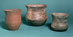 Béqueres, de Los Millares na Espanha, Stanton Harcourt em Oxfordshire e Hungria, Copper Age, c.2000 aC (cerâmica)