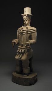 Figura ancestral do herói fundador Owedjebo de Culture Urhobo