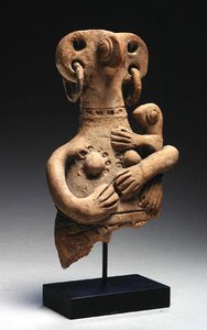 Figura segurando uma criança, Idade do Bronze Final, c.1300 AC (terracota) de Cypriot Cypriot