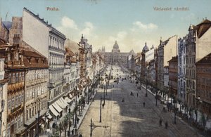 Postal representando uma visão geral da Praça Venceslau de Czech Photographer