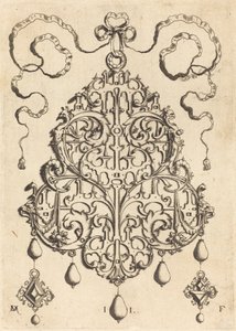 Pingente grande Strapwork com dois cabides como brincos à esquerda e à direita de Daniel Mignot