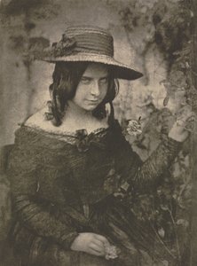 Trabalho de Câmera: Garota de Chapéu de Palha