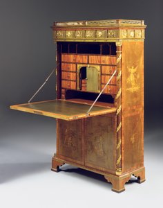 Secretaire neoclassic a abattant, c.1775 (sicômoro montado em ormolu, teixo de rebarba, tulipwood manchado e marchetaria) ver também 491918-20)