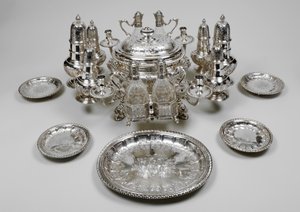 A peça central de Kirkleatham de David and Tanqueray Anne  Willaume