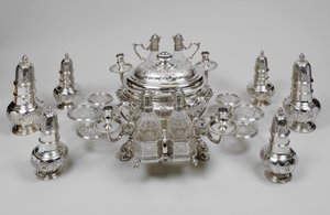 A peça central de Kirkleatham de David and Tanqueray Anne  Willaume