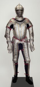 Field Armour, de uma Garniture, provavelmente feita para Ludwig Ungnad von Weissenwolf auf Sunegg, c.1552 (aço com relevo, gravada, enegrecida e dourada, com latão moderno, veludo, couro e aço) de Desiderius Helmschmid