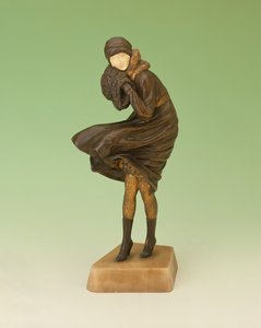 O Squall (bronze e marfim) de Dimitri Chiparus