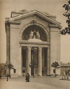 Bush House, uma adição americana ao pós-guerra de Londres, c1935. de Donald McLeish