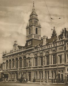 Câmara municipal de Hammersmith de Hammersmith Broadway, c1935. de Donald McLeish