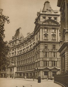 Salisbury House: Instalações comerciais palacianas na cidade, c1935. de Donald McLeish