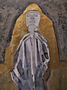 Figura Meditativa Dourada