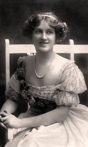 Nina Sevening, atriz britânica, início do século XX.