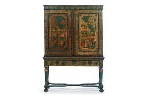 Armário de coletores no suporte, c.1700-30 de Dutch School