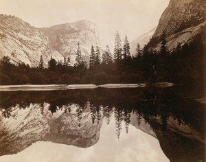 Lago do Espelho, Vale do Yosemite, 1872. de Eadweard Muybridge