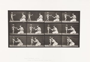 Placa 465. Dois modelos, criança 70N, trazendo buquê para 12, 1885 de Eadweard Muybridge