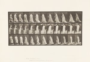 Placa 97. Virando para subir escadas, com o jarro e o cálice nas mãos de Eadweard Muybridge