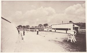 O cavalo em movimento como mostrado pela fotografia instantânea. Com um estudo sobre a mecânica animal fundada na anatomia e nas revelações da câmera. Executado e publicado sob os auspícios de Leland Stanford de Eadweard Muybridge