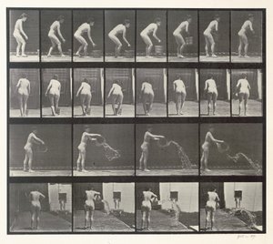 Mulher, jogar, um, balde água, prato, 401, de, &39;Animal, Locomotion&39;, 1887 de Eadweard Muybridge