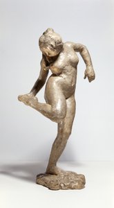 Bailarina a olhar para a sola do pé (gesso) de Edgar Degas