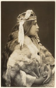 Naida, a Princesa Orgulhosa de Edward S. Curtis