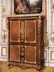Secretaire vertical em Parqueterie de várias madeiras, com rosetas montadas Ormolu, etc de Edwin John Foley