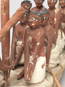 Veleiro modelo do túmulo do reino médio de Khety (Beni Hasan), c.2010 BC - 1950 BC (madeira e linho pintados) de Egyptian 12th Dynasty