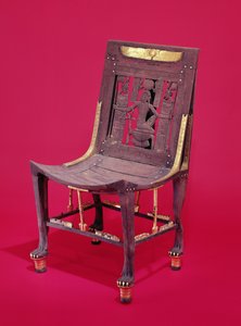 Cadeira, do túmulo de Tutankhamon (c.1370-1352 aC) representando o espírito de milhões de anos, o Novo Reino (madeira de cedro) (ver também 148192)