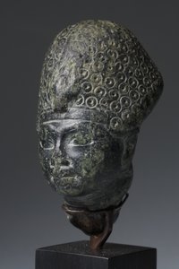 Cabeça de Amenhotep III, Novo Reino (esteatita verde)