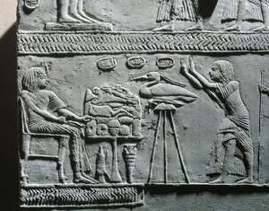 Horemheb comendo a refeição funerária, relevo do túmulo de Horemheb em Saqqara de Egyptian 18th Dynasty