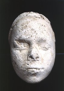 Máscara masculina, possivelmente um estudo de escultores, de Tell El-Amarna, c.1353-1295 aC (gesso)