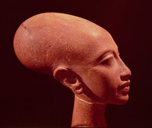 Busto de retrato de uma filha do rei Akhenaton (1353-1337 aC) c.1375 aC (ver também 97985)